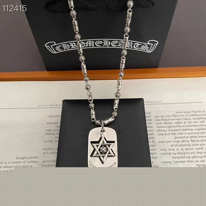 Ch**me He**ts necklaces